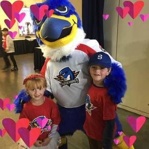 Meet your Posher, Cynthia